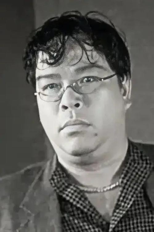 謝志華